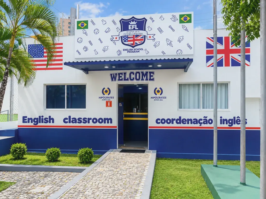 Prédio do programa bilíngue EFL, com salas exclusivas de inglês